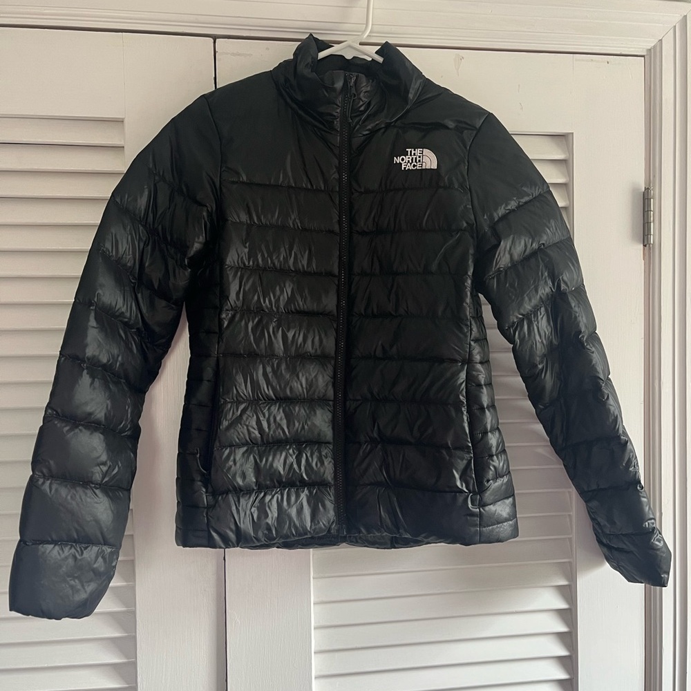 Women’s northface puffer winter coat size small; black